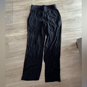 Lululemon sweatpants size 8